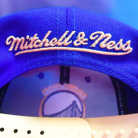 Golden State Warriors Hat (Snapback – Mitchell & Ness) - Picture 4 of 5